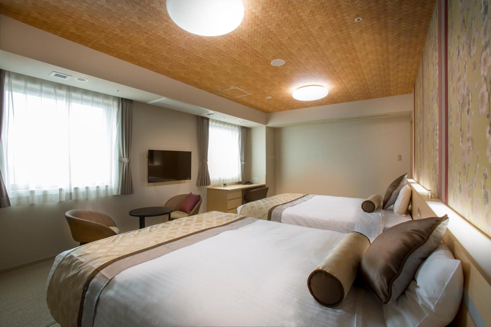 Hot Spring Osaka Hinode Hotel Nipponbashi Bagian luar foto